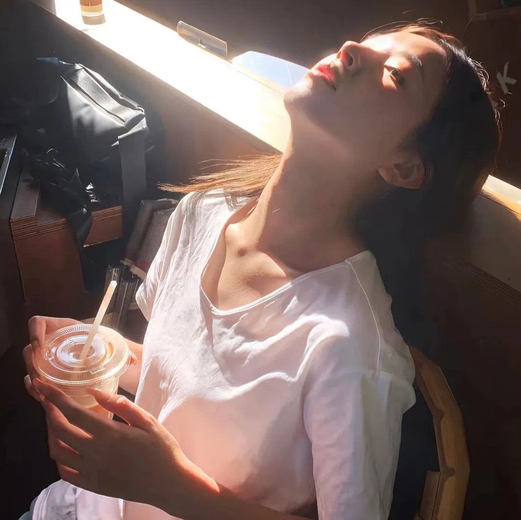 爱上两个我